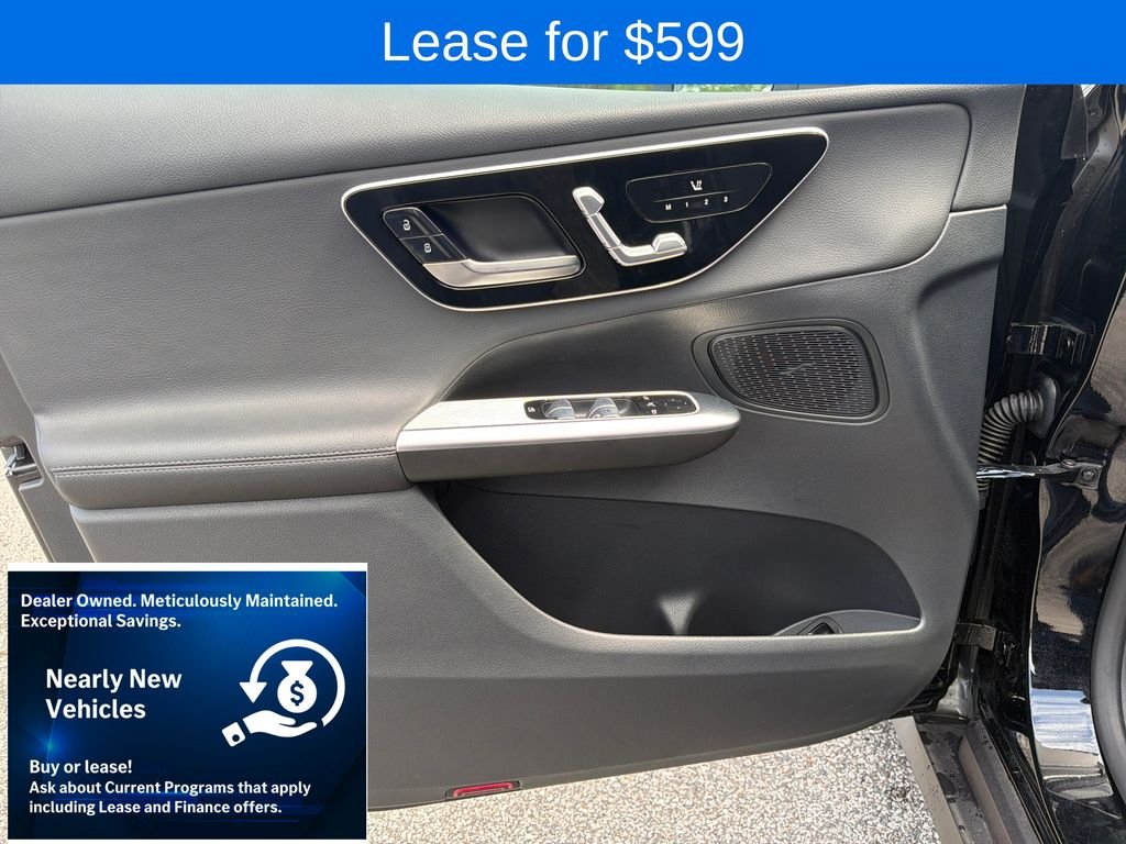 Used 2026 Black Mercedes-Benz GLC 300 image 27