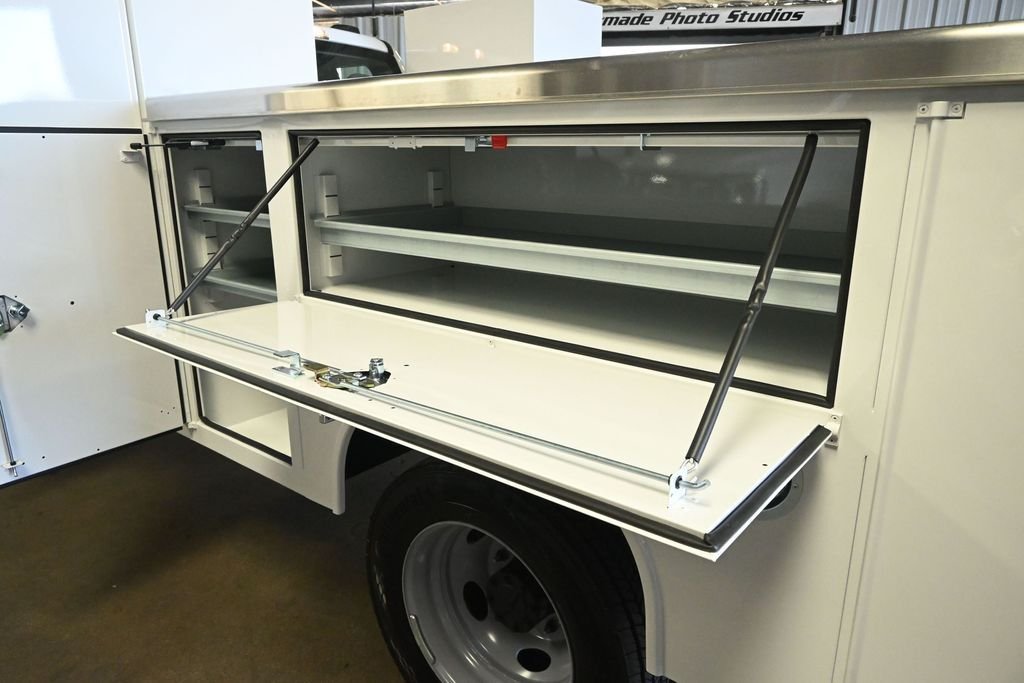 New 2026 Oxford White Ford XL image 24
