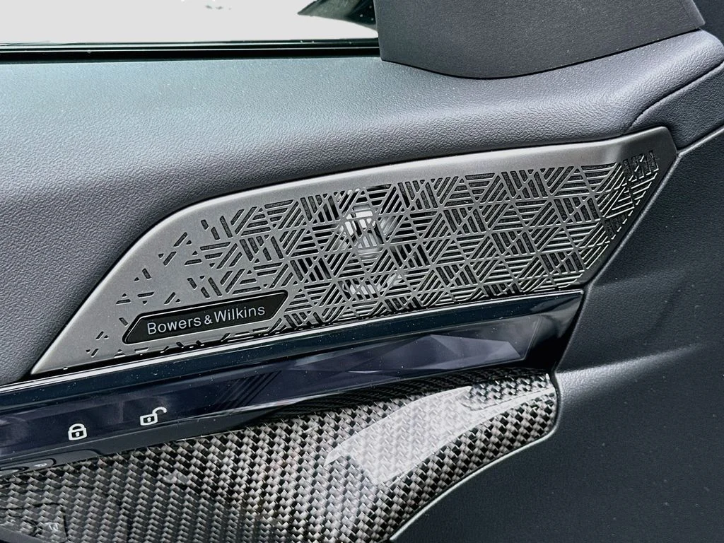 Used 2025 Dark Graphite BMW Base image 19
