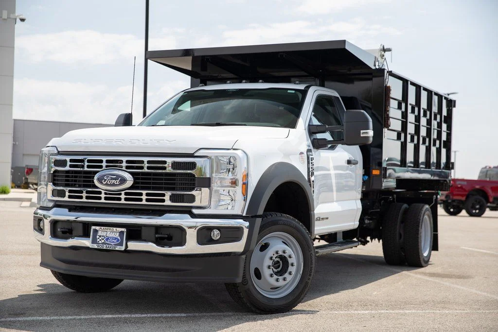 2025 Ford F-550 Super Duty Chassis Cab XL - Photo 11