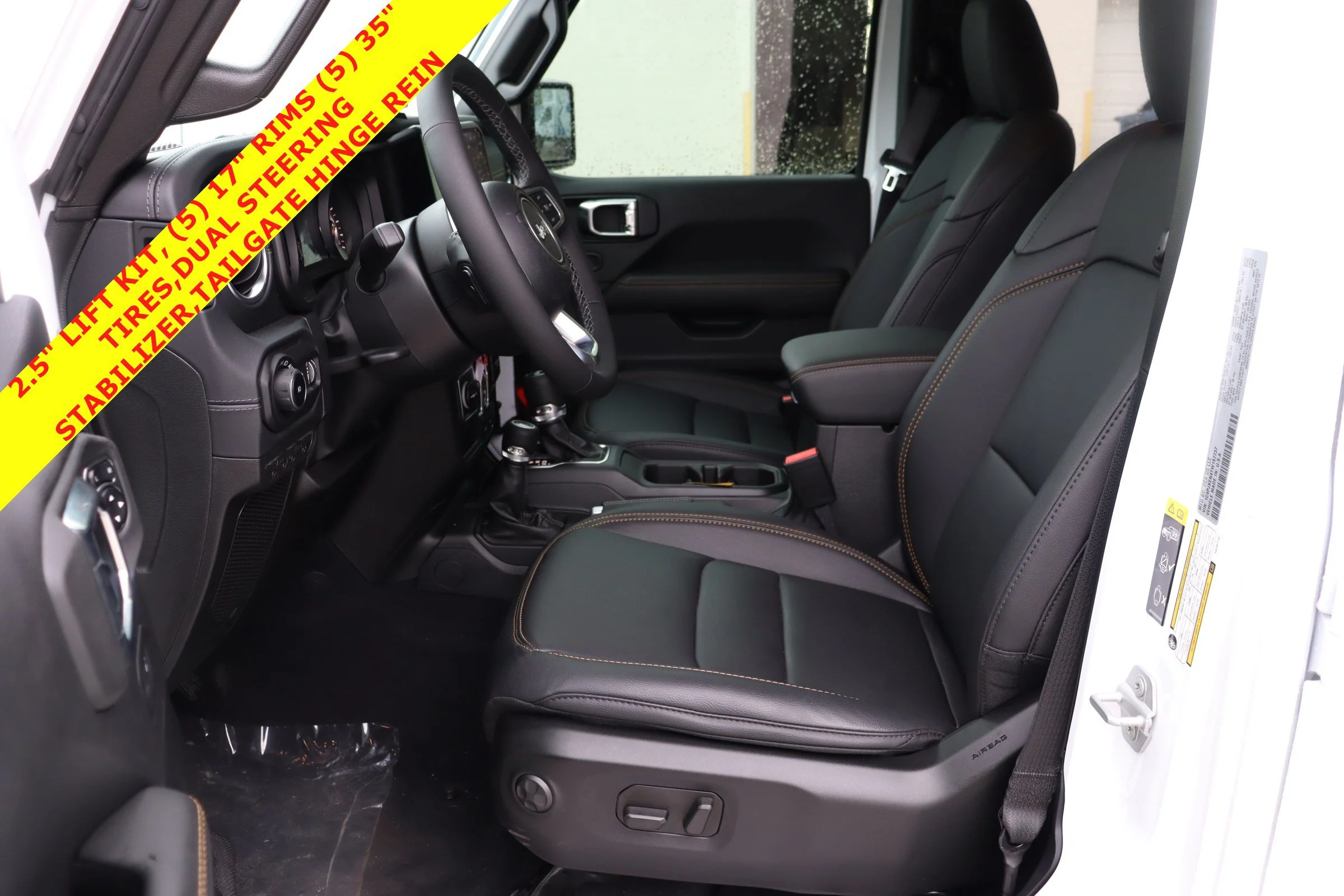New 2026 Bright White Clear-Coat Exterior Paint Jeep Sahara image 19