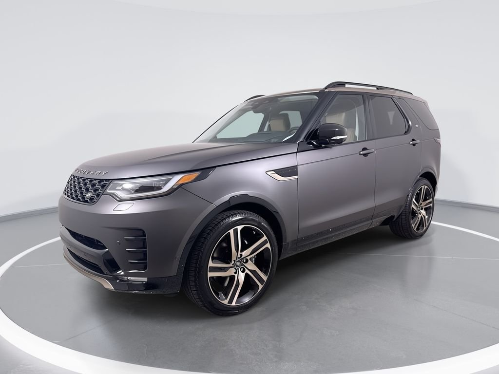 2026 Land Rover Discovery P360 Tempest Edition's photo