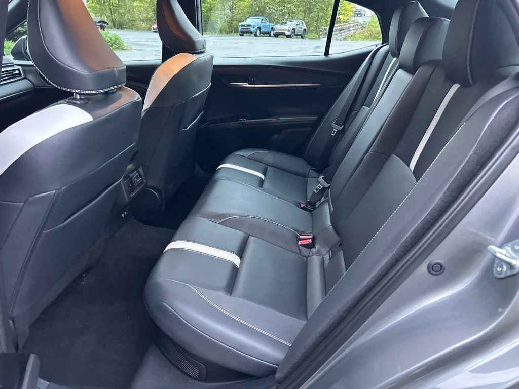 Certified Used 2025  Toyota SE image 27