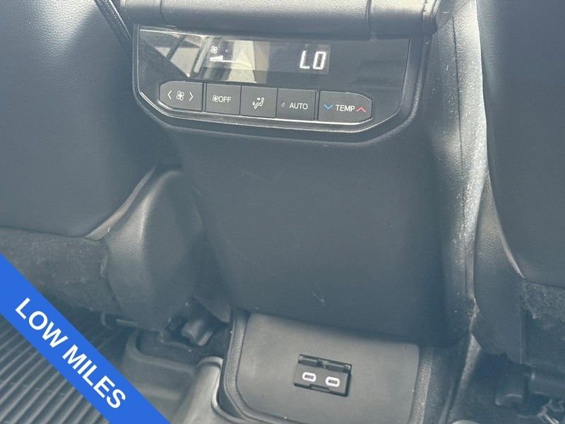 Used 2023 Pearl Toyota XLE image 13