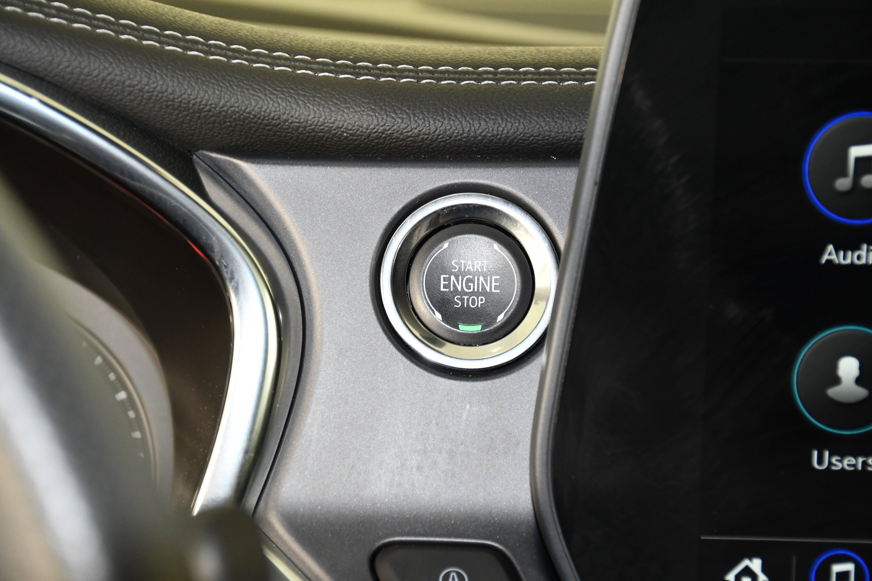 Used 2025 Black Chevrolet LT image 25