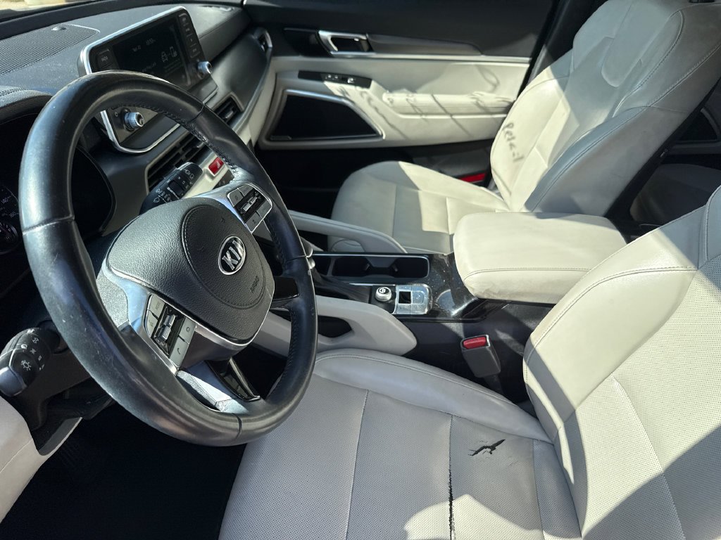 Used 2020 Green Kia S image 19