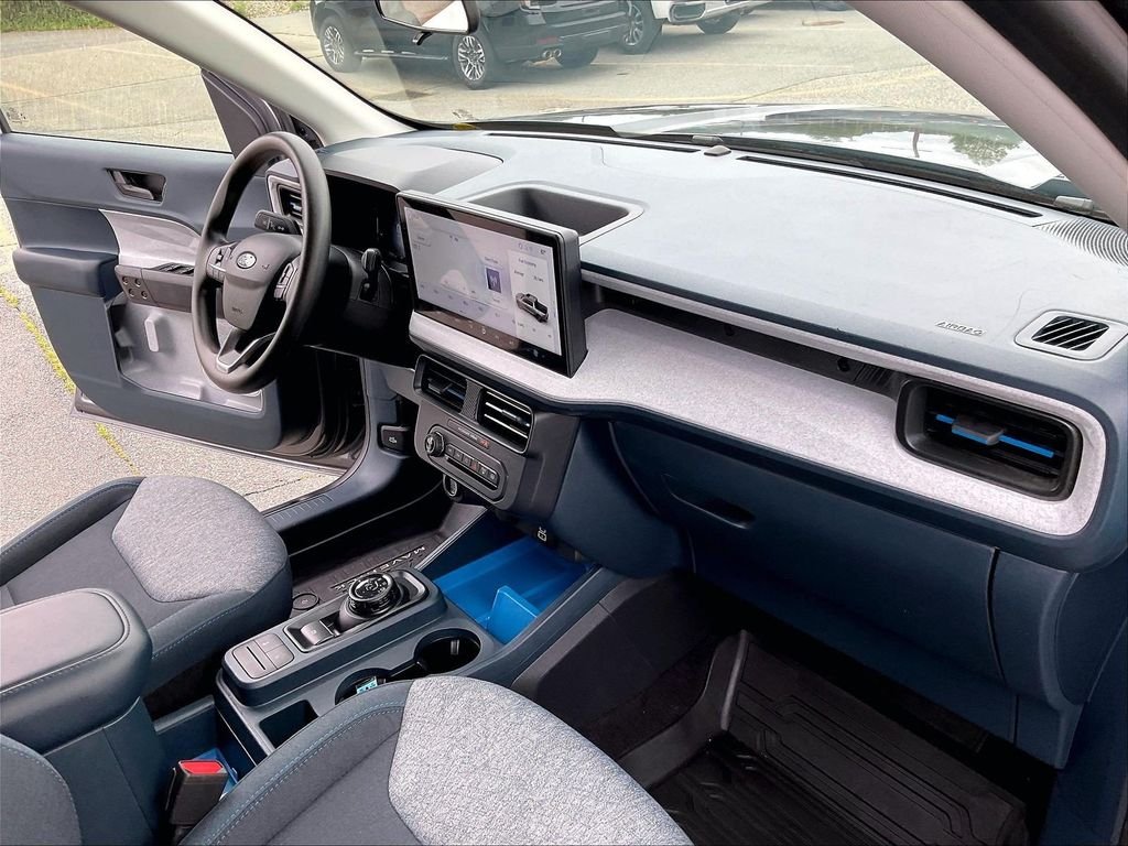 Used 2025 Gray Ford XLT image 12