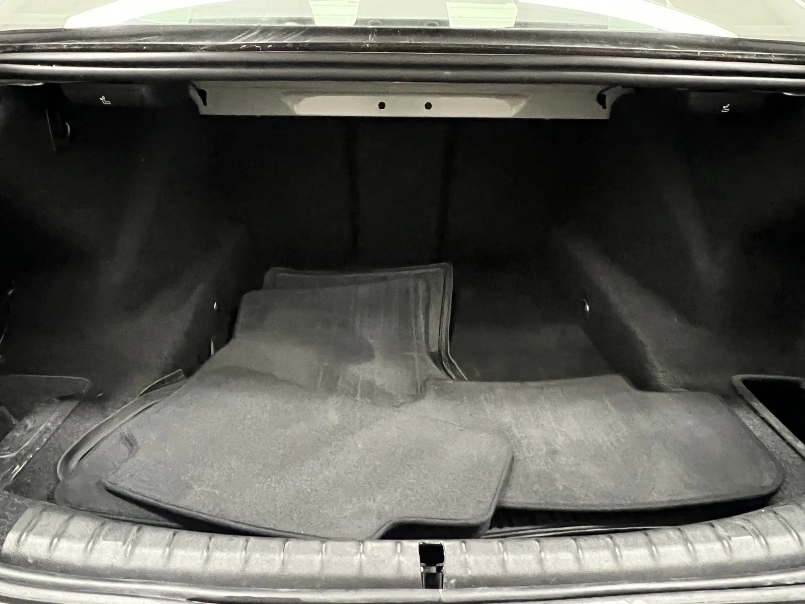 Used 2019 Glacier Silver Metallic BMW 530i xDrive image 8