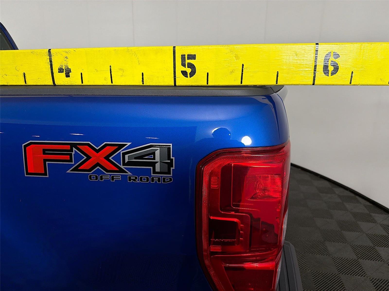 Used 2020 Lightning Blue Ford XL image 37
