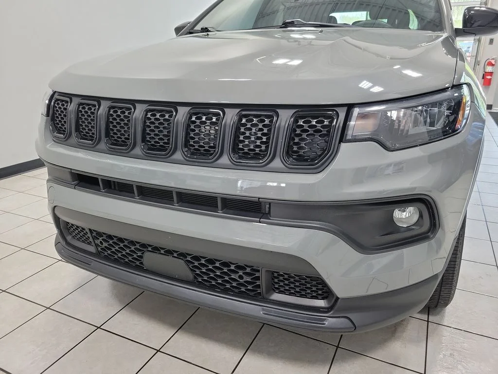 Certified Used 2023 Gray Jeep Latitude Lux image 26