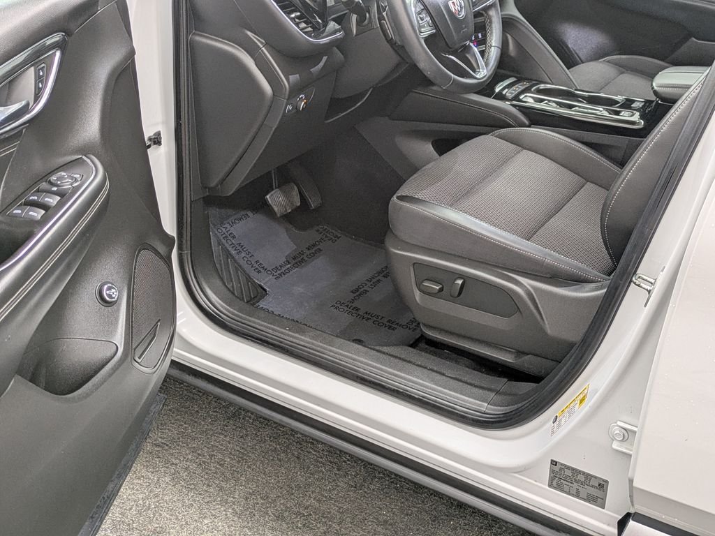 Used 2023 White Buick Preferred image 31