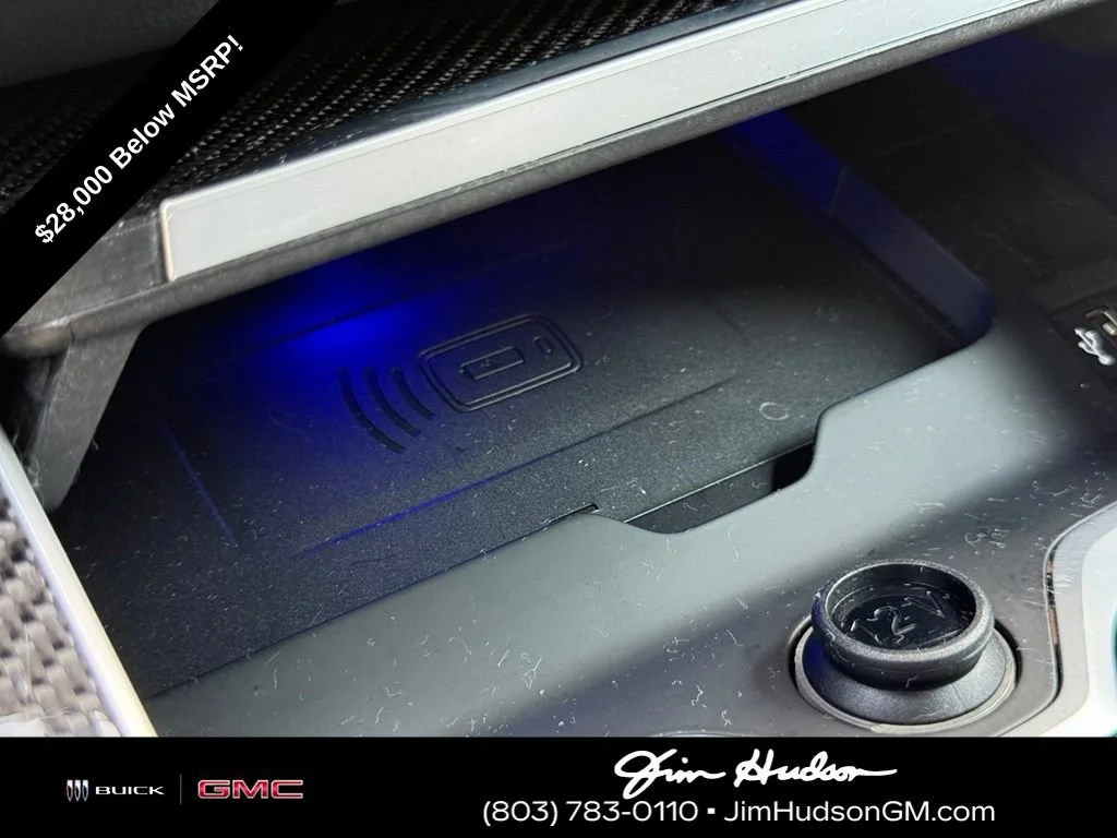 Used 2024 Gray BMW M60i image 36