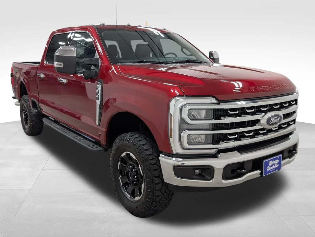 Certified Used 2025 Ruby Red Metallic Tinted Clearcoat Ford Lariat image 25