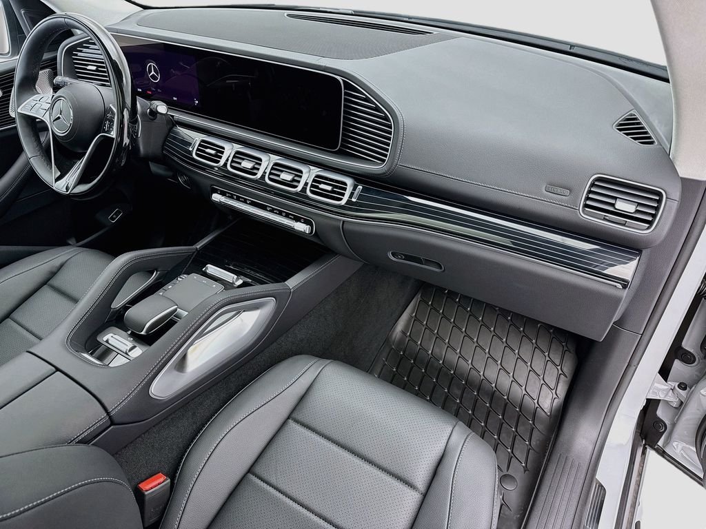 2026 Mercedes-Benz GLS Base - Photo 17