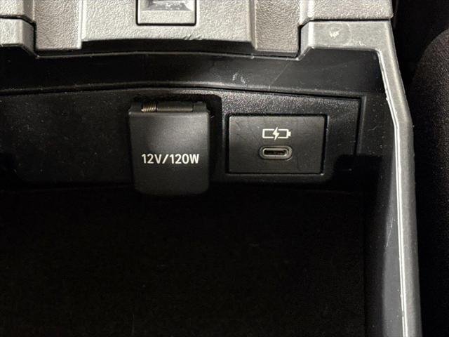Certified Used 2024 ICE CAP Toyota  image 31