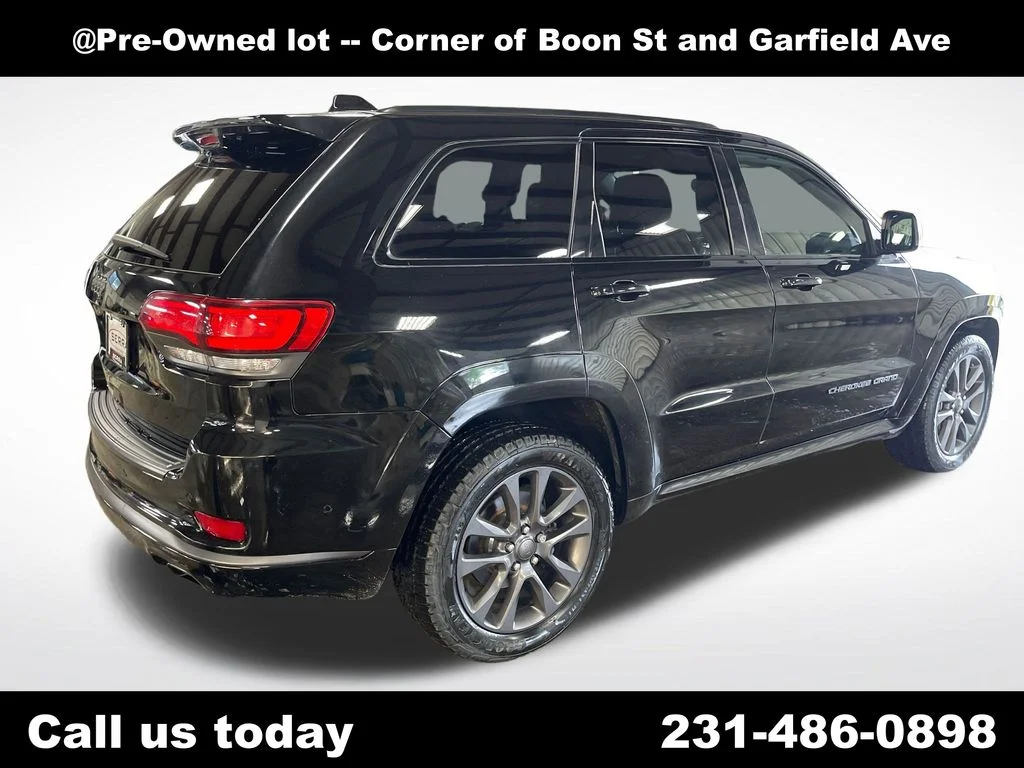 Used 2018 Black Jeep Overland image 5