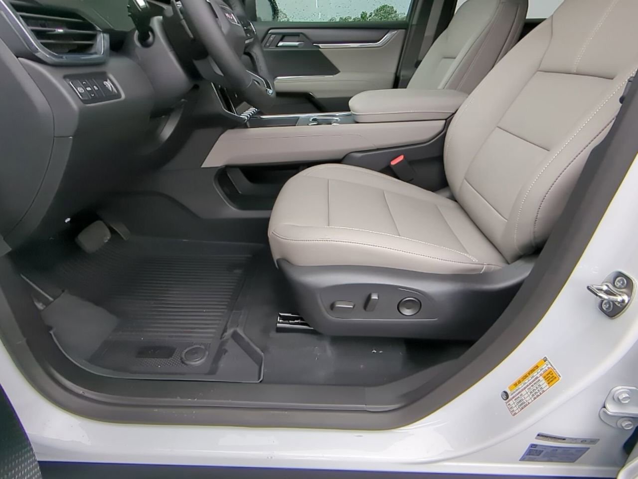 2026 GMC Acadia Elevation - Photo 22