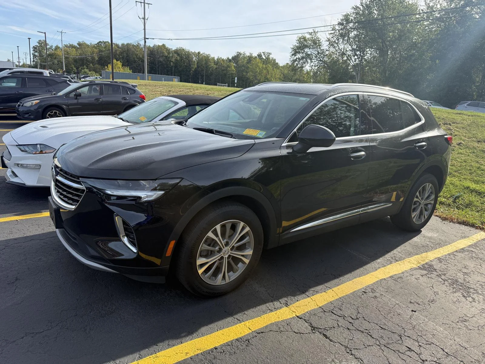 Used 2023 Ebony Twilight Metallic Buick Preferred image 3