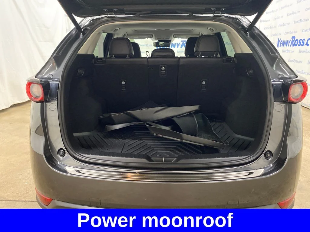 Used 2018 Gray Mazda Grand Touring image 16