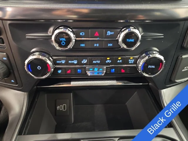 New 2026 Star White Metallic Tri-Coat Ford Lariat® image 30