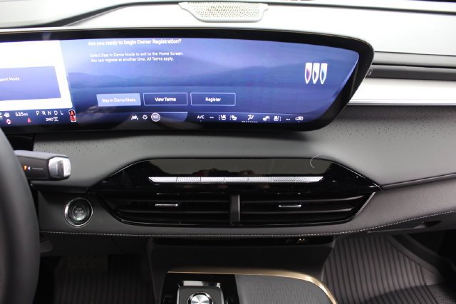 New 2026 Ebony Twilight Metallic Buick Avenir image 26