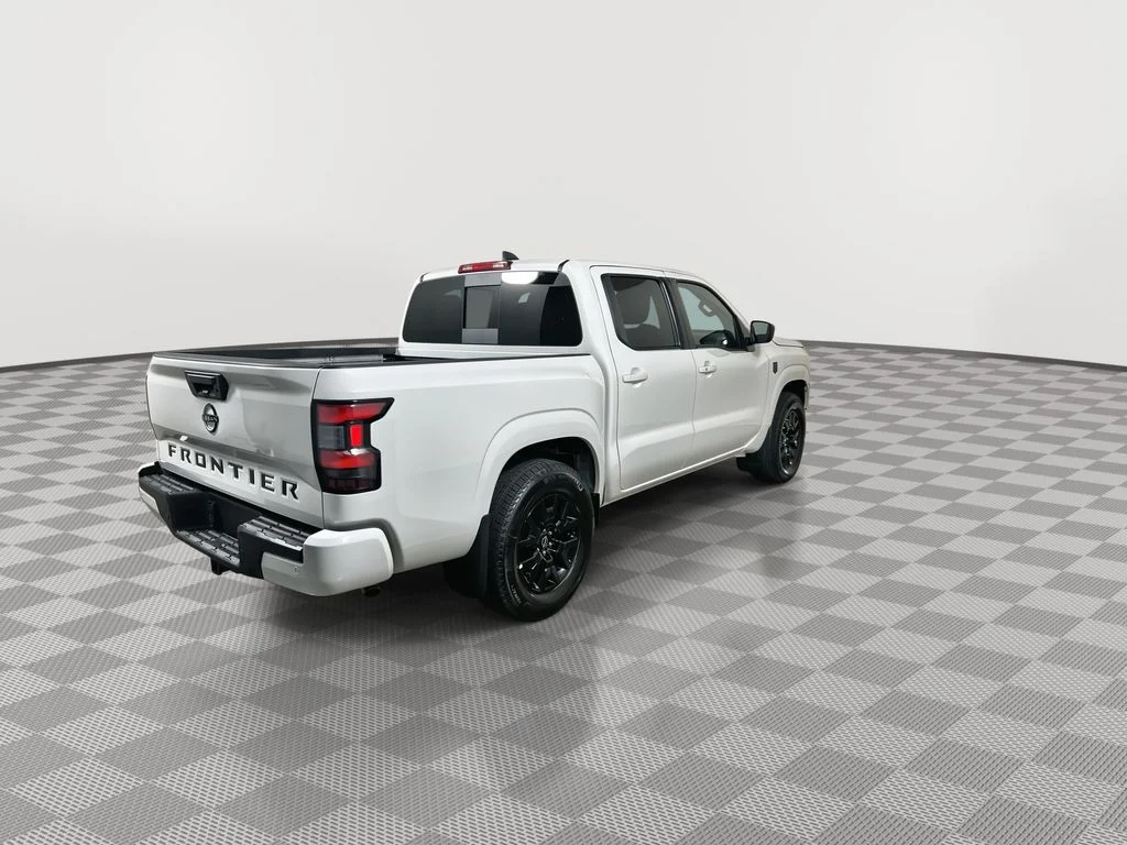New 2026 Glacier White Nissan Crew Cab SV image 8