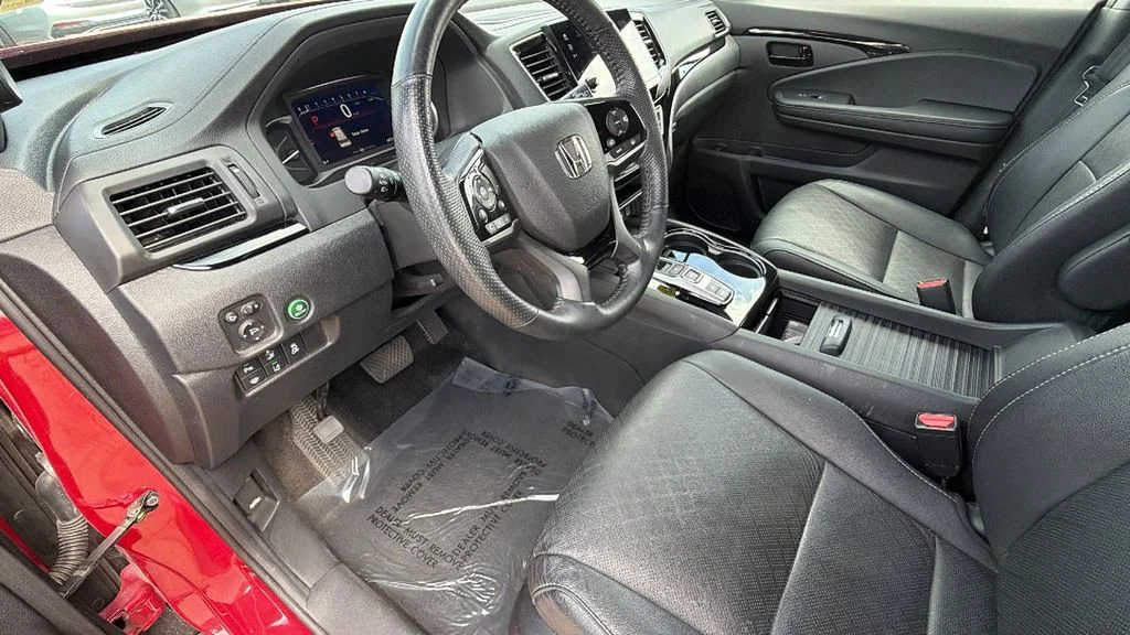 Used 2022 Radiant Red Honda Elite image 10