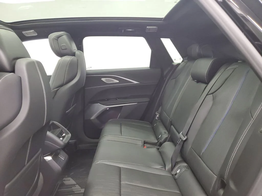 2026 Cadillac LYRIQ Premium Sport - Photo 27