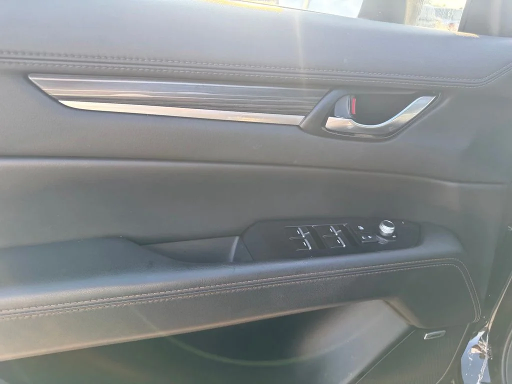Used 2020 Black Mazda Grand Touring image 5