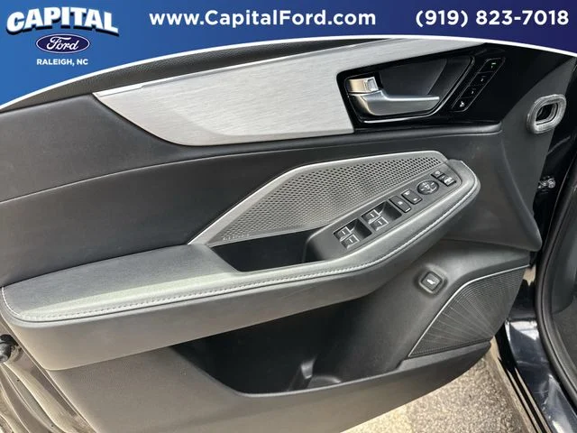 Used 2023 Black Acura Technology image 20