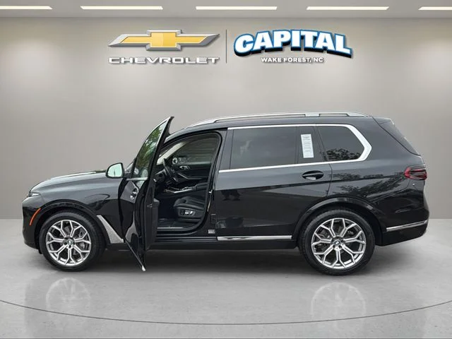 Used 2023 Black BMW xDrive40i image 9