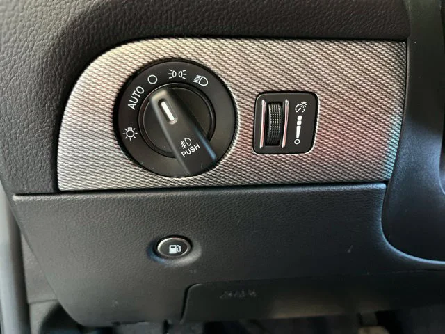 Used 2018 Billet Clearcoat Dodge SRT image 67