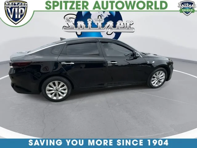 Used 2018 Black Kia LX image 9