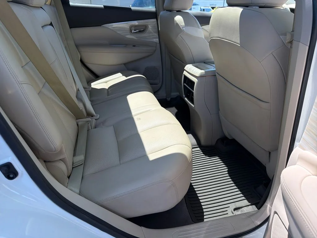 Used 2018 Pearl White Nissan SL image 35
