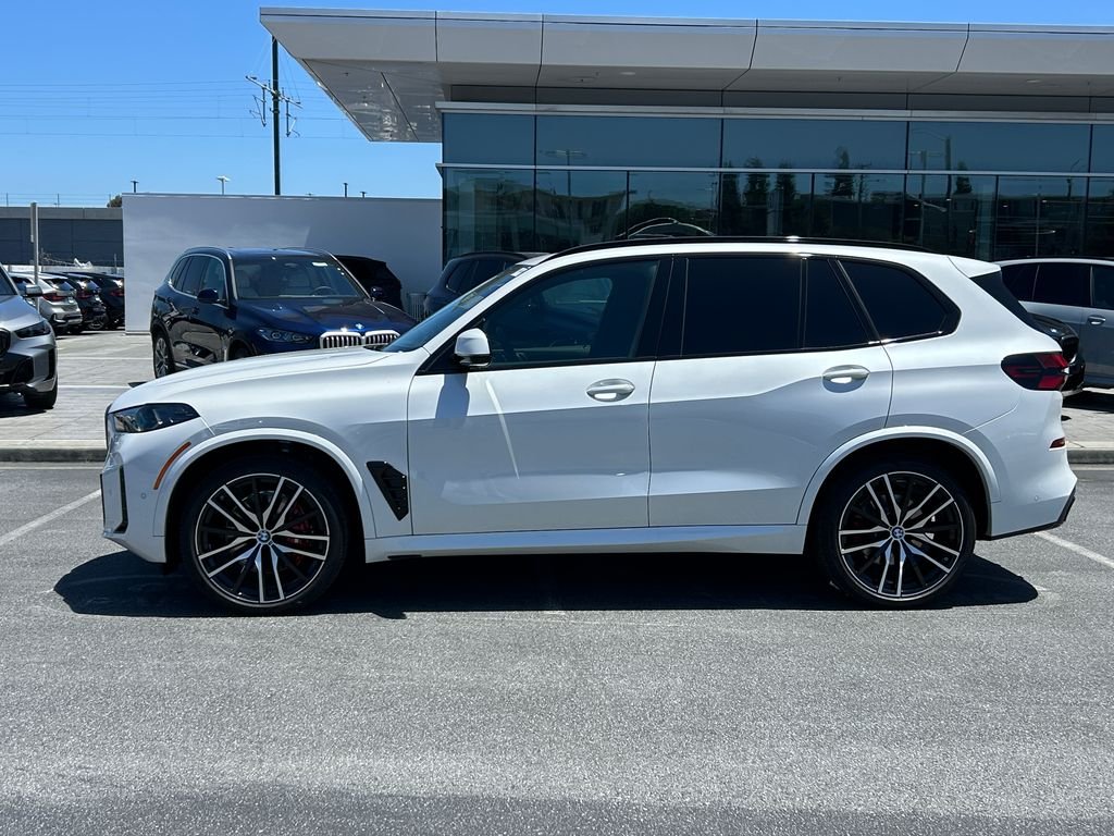 New 2026 Mineral White Metallic BMW xDrive40i image 2