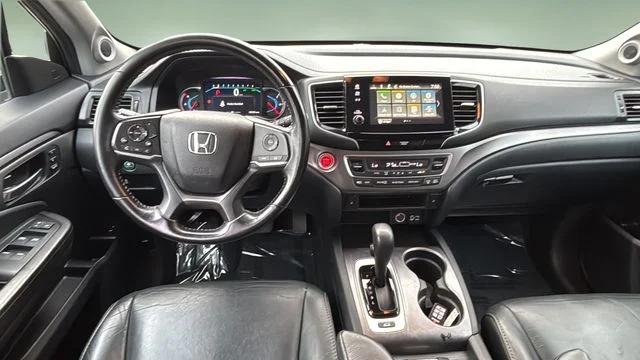 Used 2020 Black Honda EX-L image 10