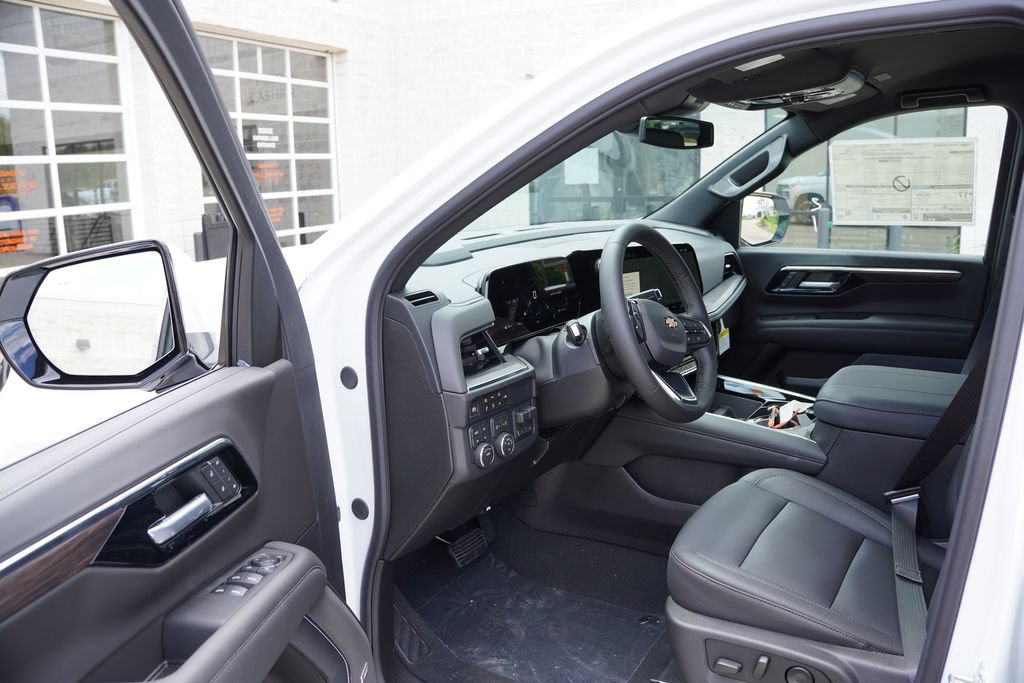 2026 Chevrolet Tahoe LT - Photo 11