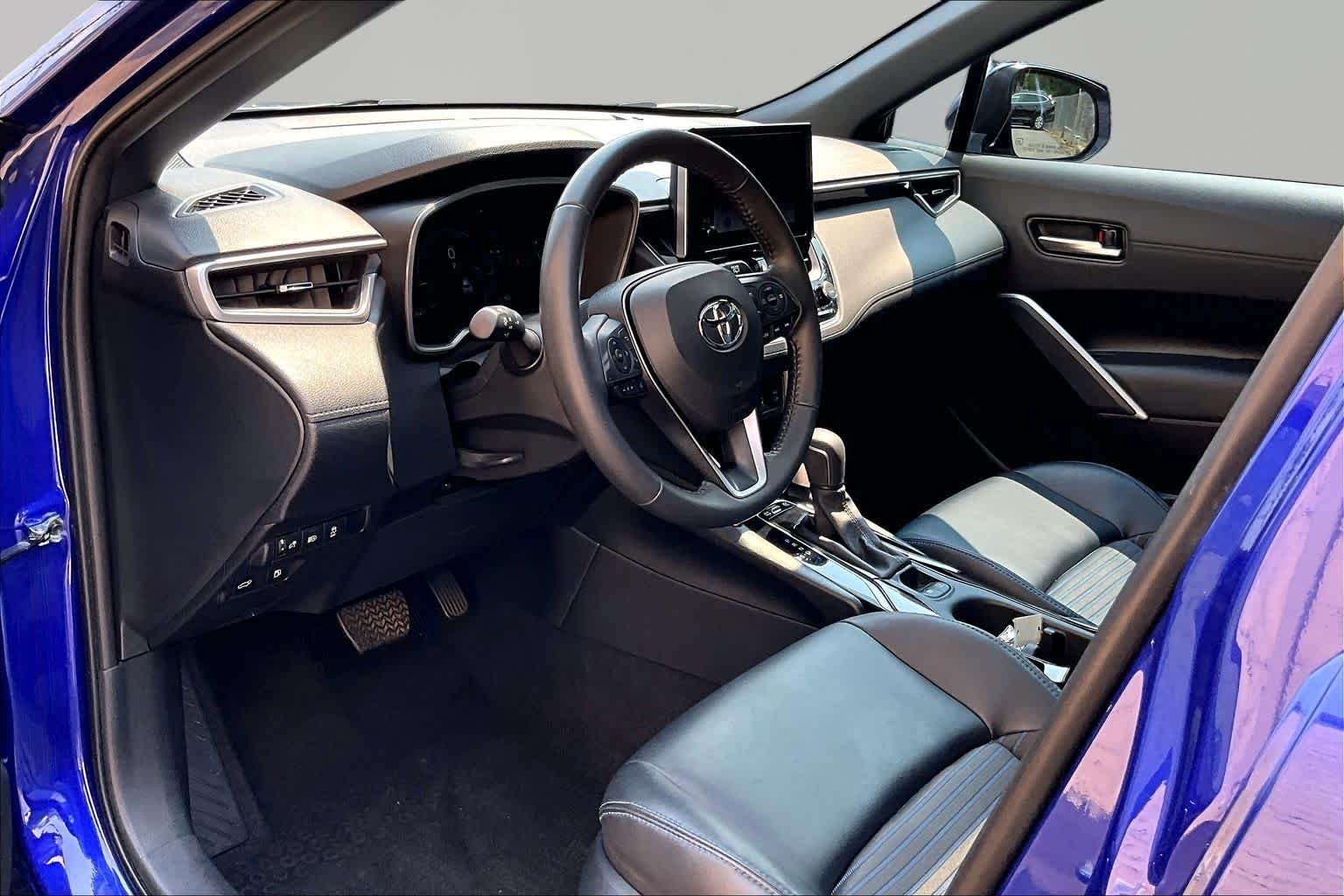 Used 2024 Blue Crush Metallic Toyota Hybrid XSE image 18