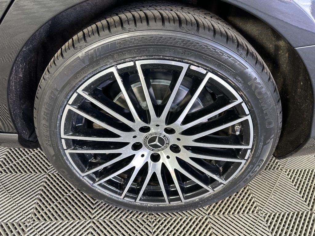 Used 2023 Obsidian Black Metallic Mercedes-Benz C 300 image 11