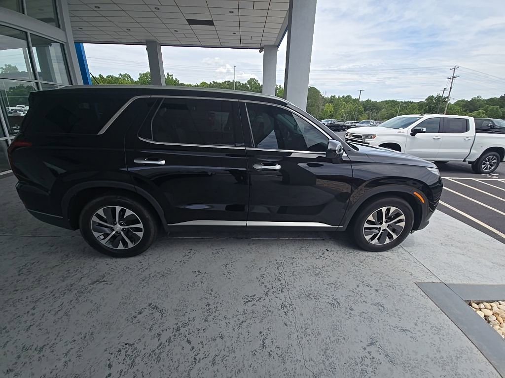 Used 2022 Abyss Black Pearl Hyundai SEL image 10
