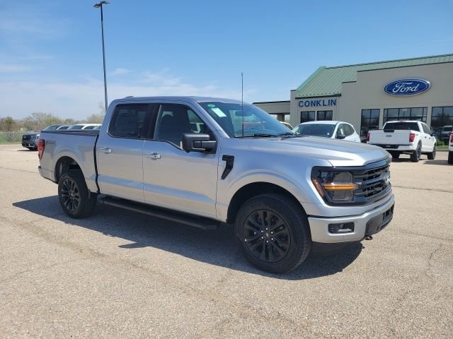 New 2026 Silver Ford XLT image 24
