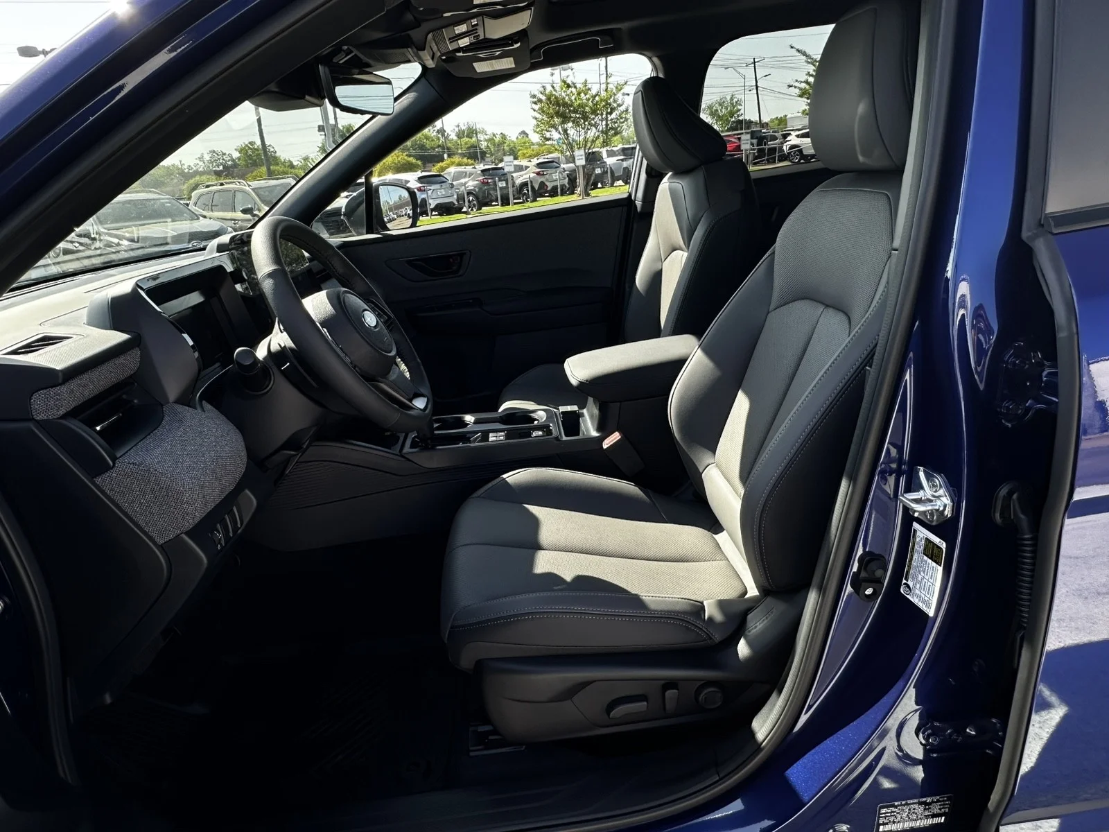 New 2026 SAPPHIRE BLUE PEARL Subaru Limited image 13