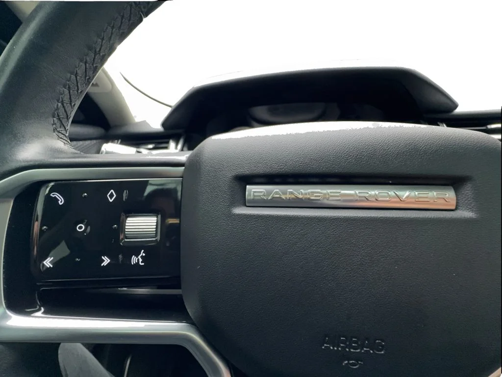 Used 2021 Black Land Rover S image 41