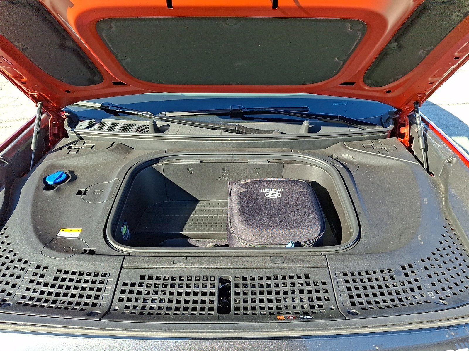 2026 Hyundai IONIQ 9 Performance Limited - Photo 18