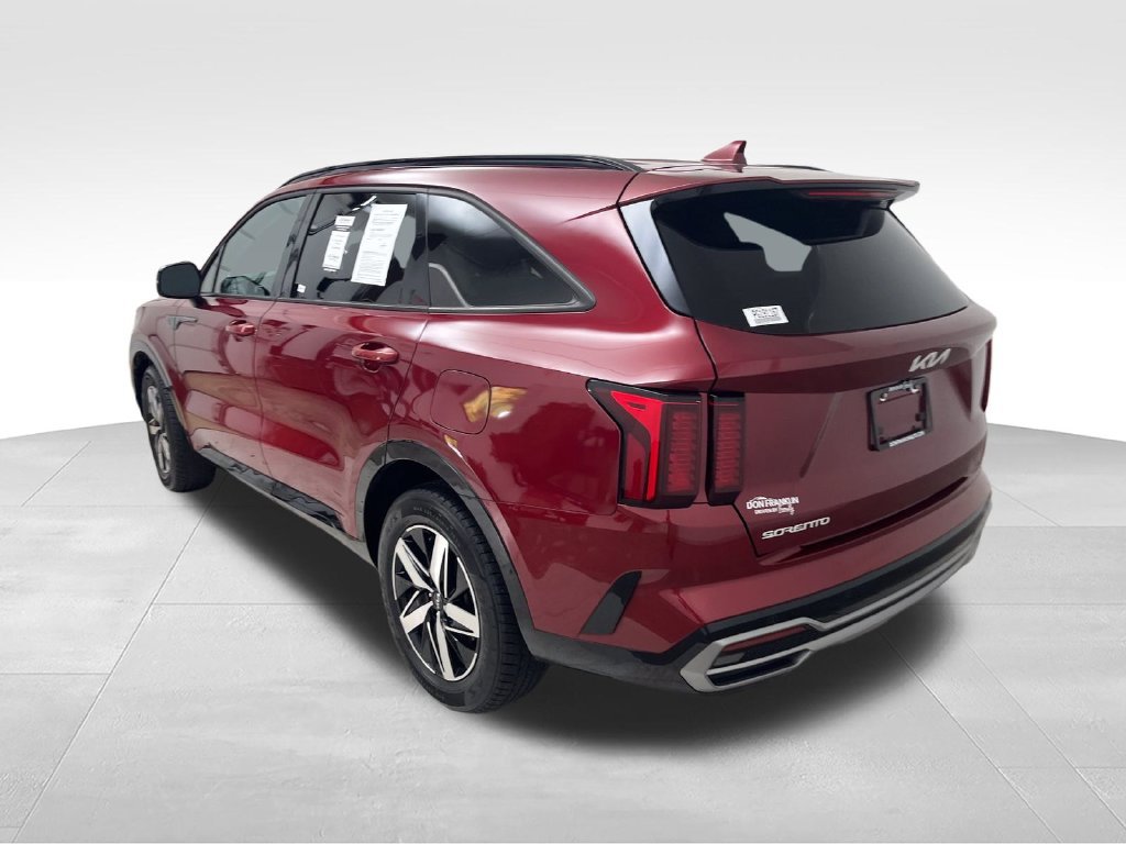 Used 2023 Red Kia EX image 3