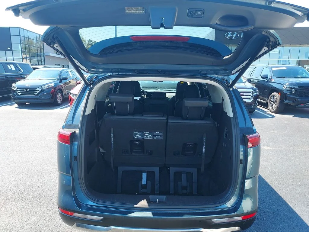 Used 2024 Blue Kia SX image 30