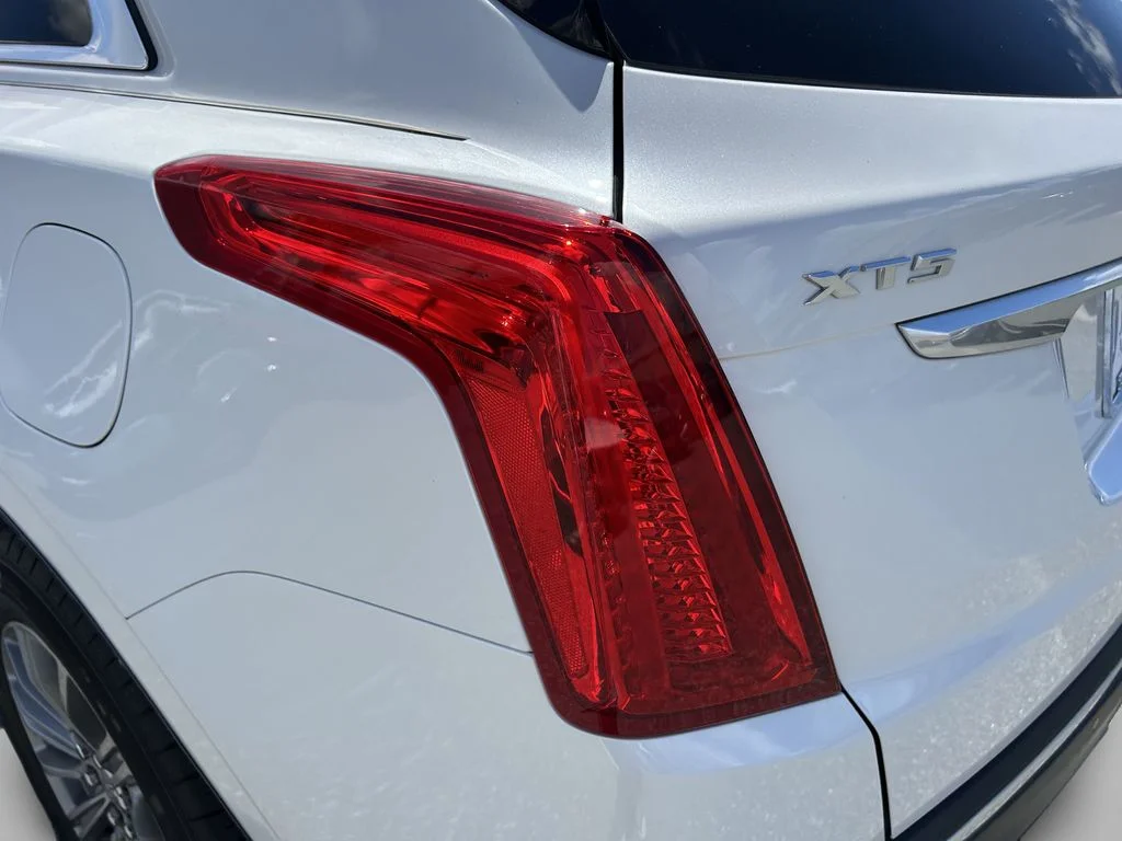 Used 2019 White Cadillac Luxury image 14