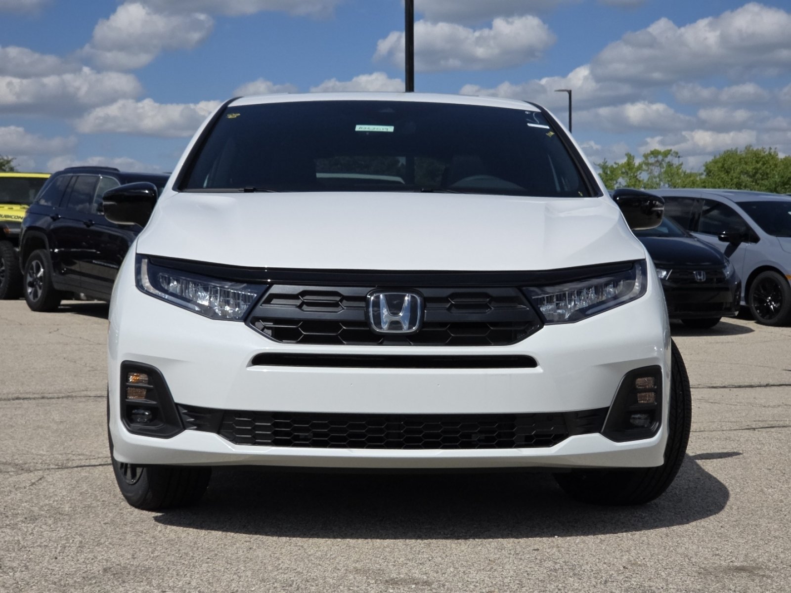 New 2026 Platinum White Pearl Honda Sport-L image 15