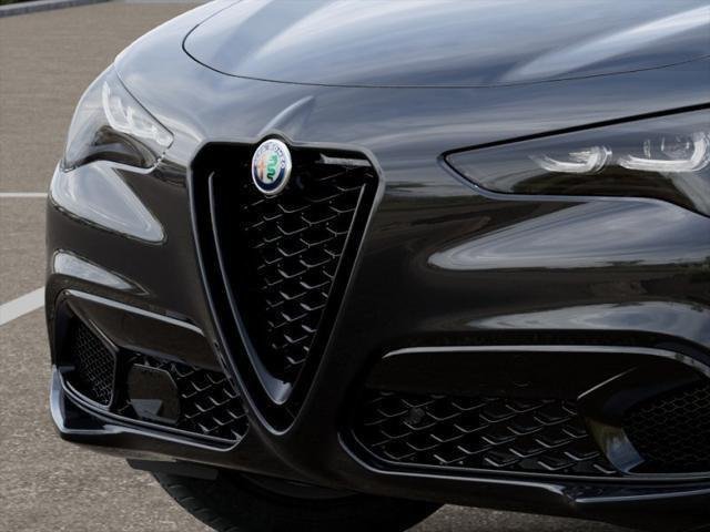 New 2025 Vulcano Black Metallic Exterior Paint Alfa Romeo  image 91