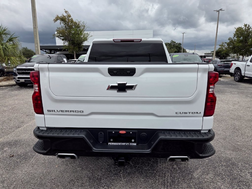 2024 Chevrolet Silverado 1500 Custom - Photo 12